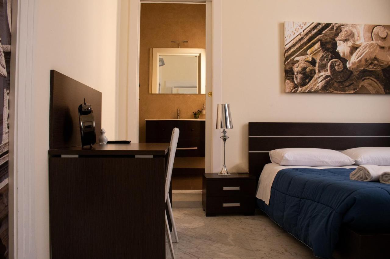 Apollo Suites Lecce Eksteriør bilde