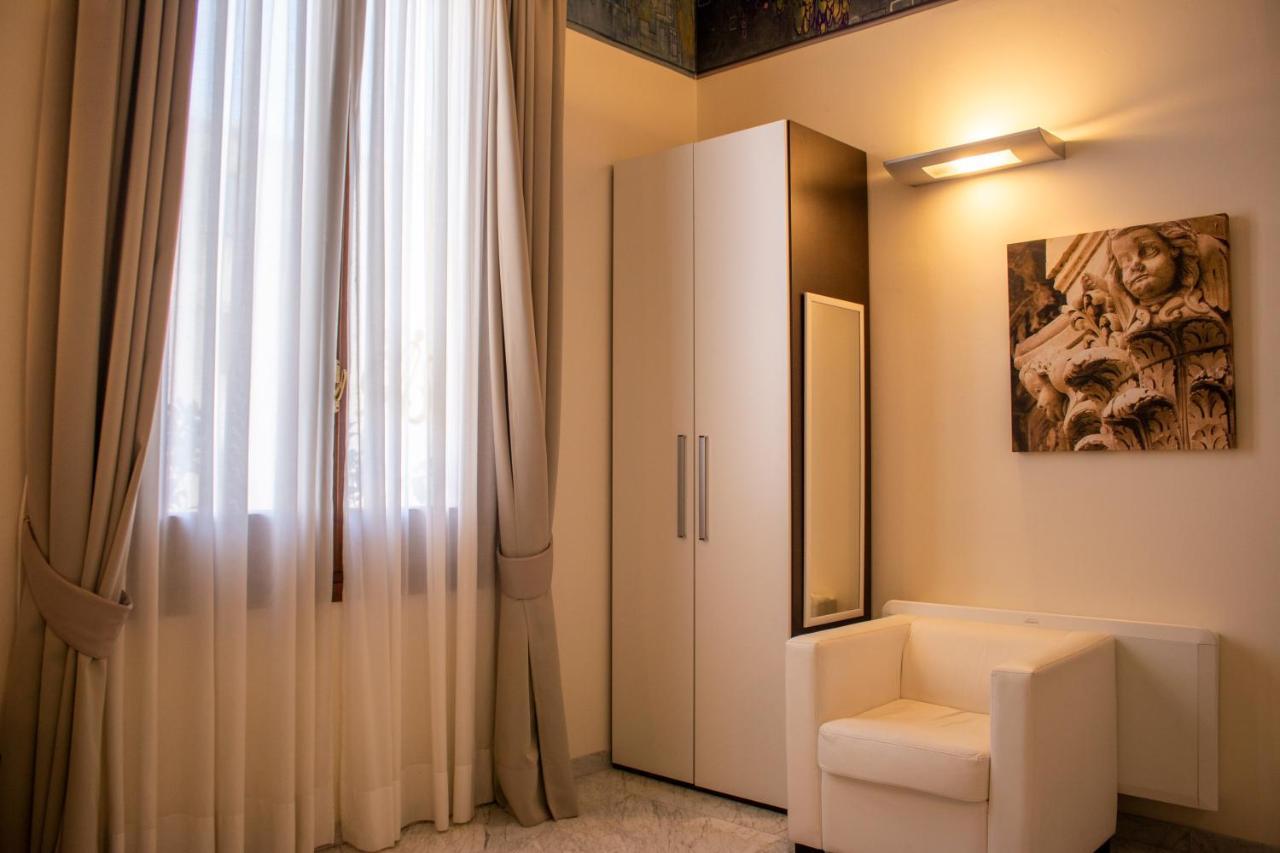 Apollo Suites Lecce Eksteriør bilde
