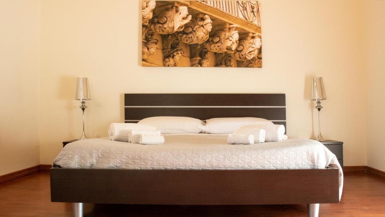 Apollo Suites Lecce Eksteriør bilde