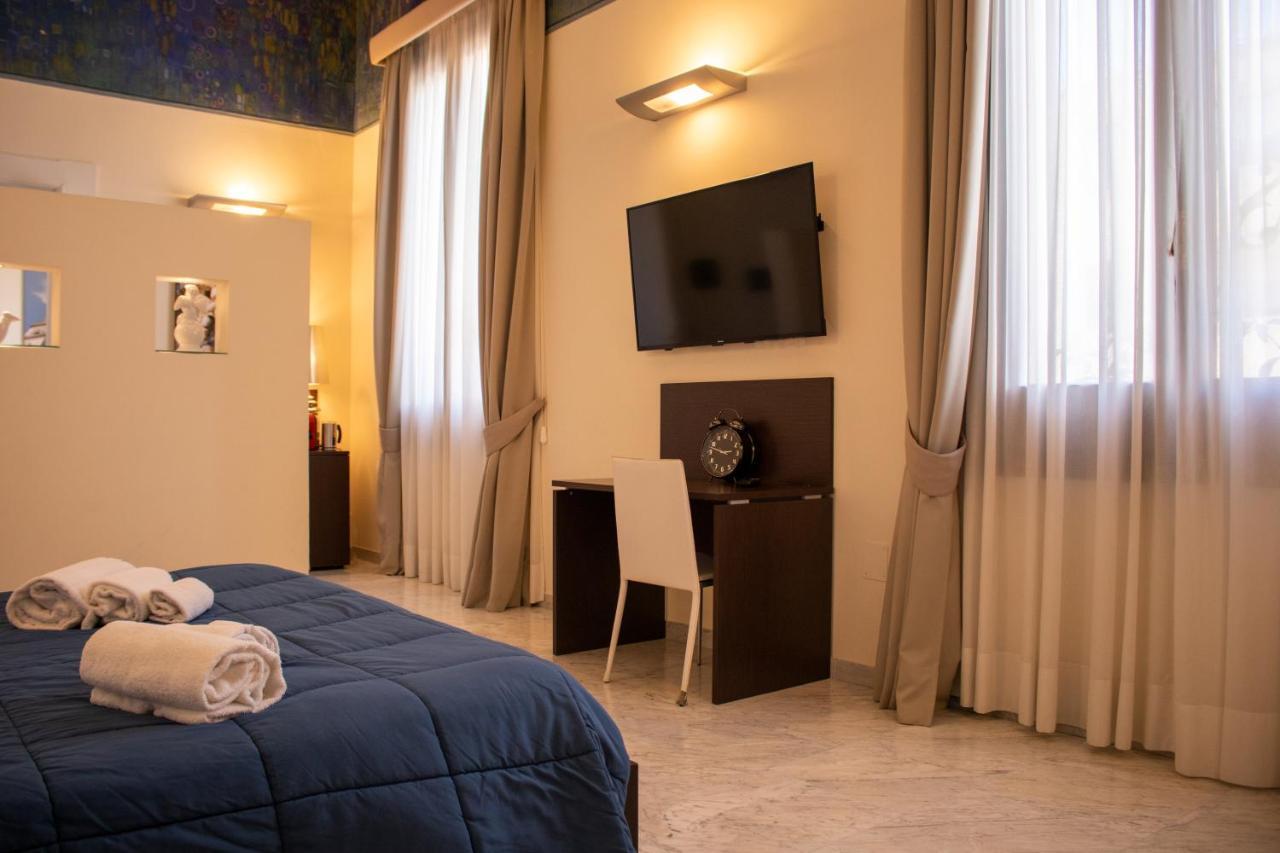 Apollo Suites Lecce Eksteriør bilde