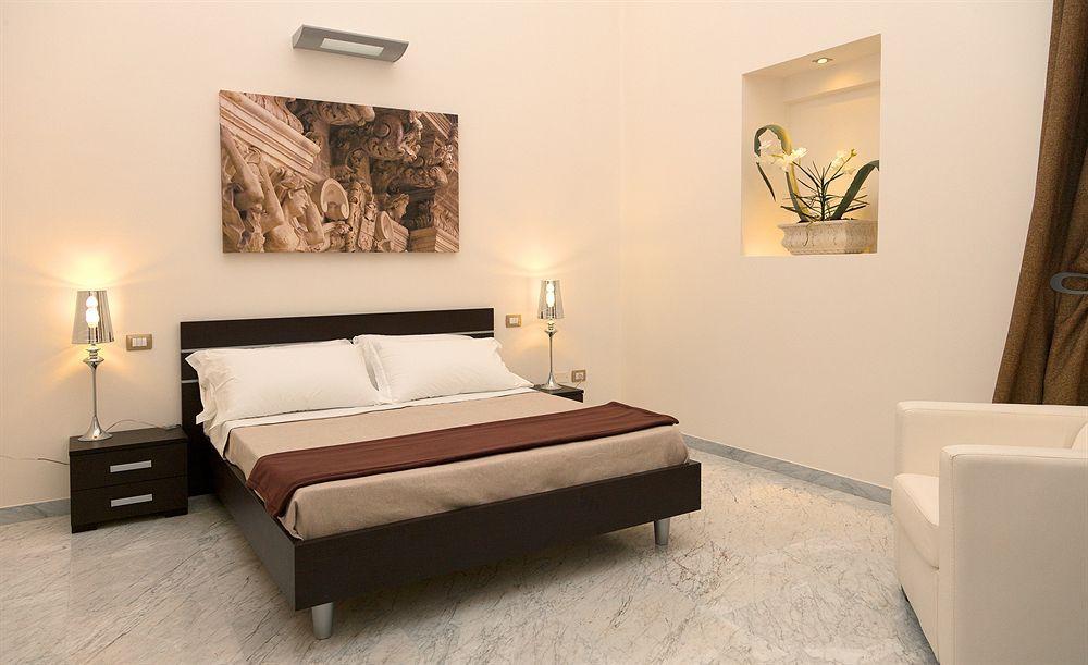 Apollo Suites Lecce Eksteriør bilde